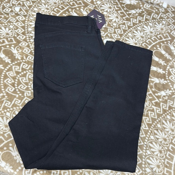 Ava & Viv Black Straight Leg Pants with Belt Loops - Picture 10 of 13